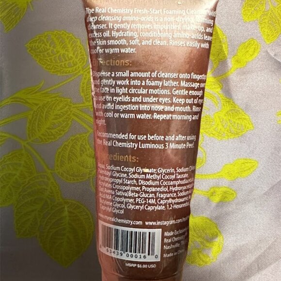 REAL CHEMISTRY Foaming Cleanser - Picture 2 of 2